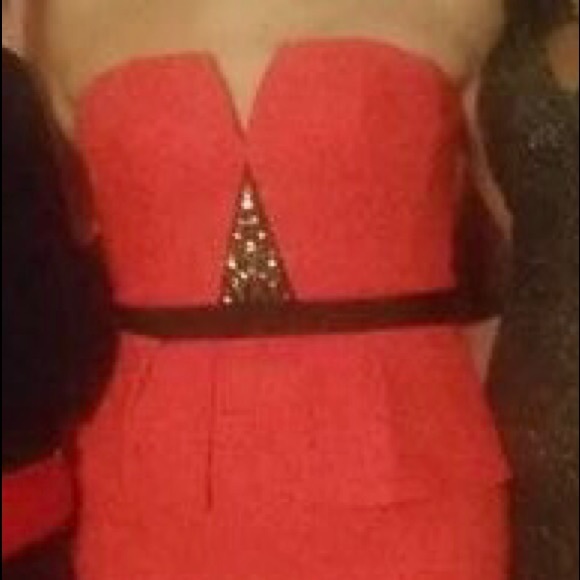 BCBG MAXAZRIA Bright Red Sheer Gown - Picture 6 of 6